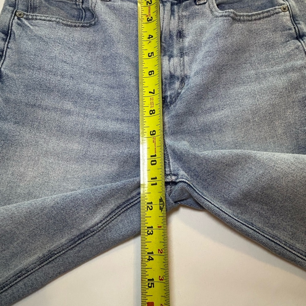 American Eagle Mom Straight Jeans light wash size 6 high rise denim - Picture 8 of 12